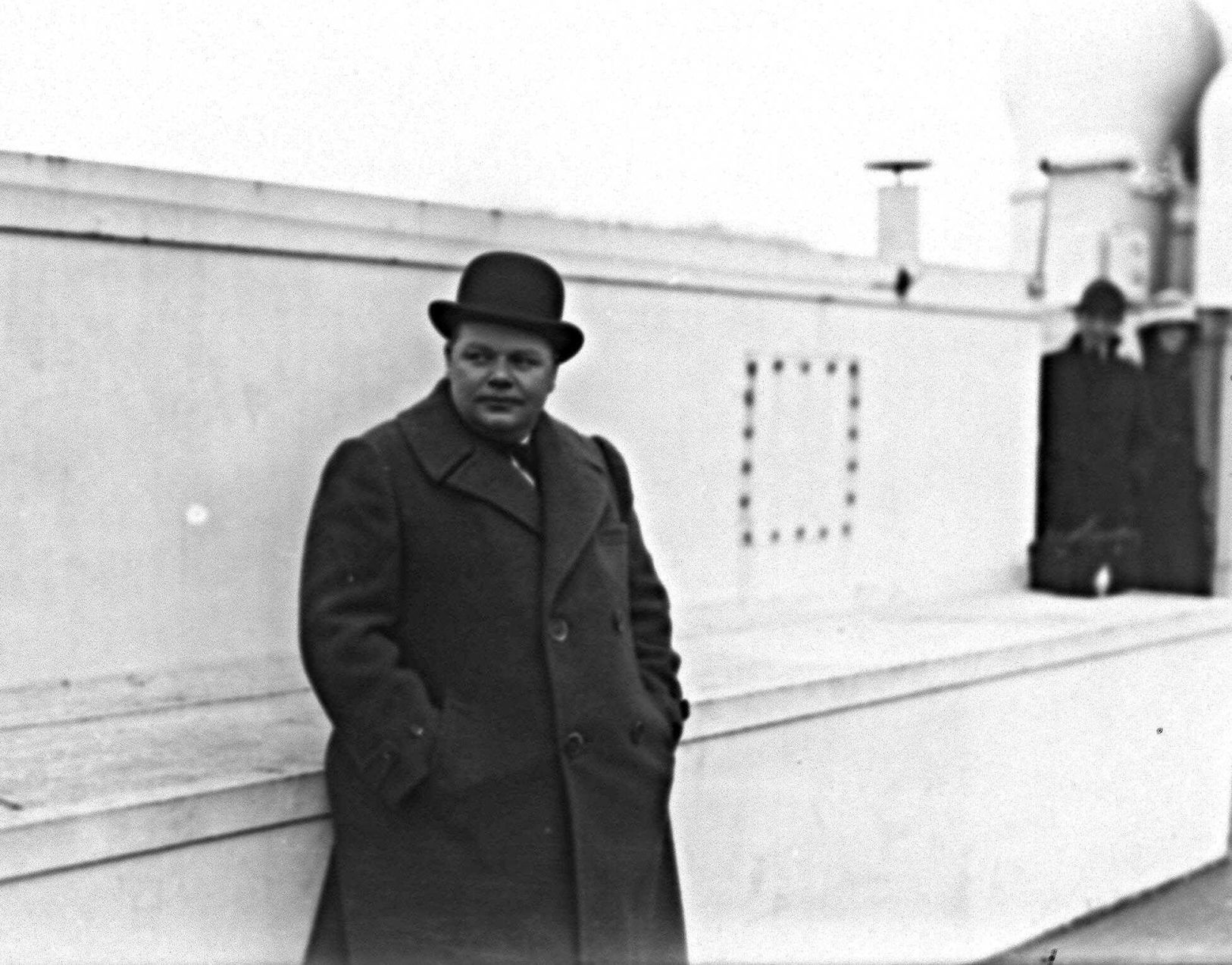 1933: Roscoe “Fatty” Arbuckle